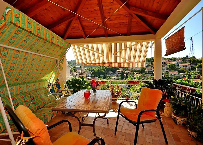 Kat Apartament Splitska